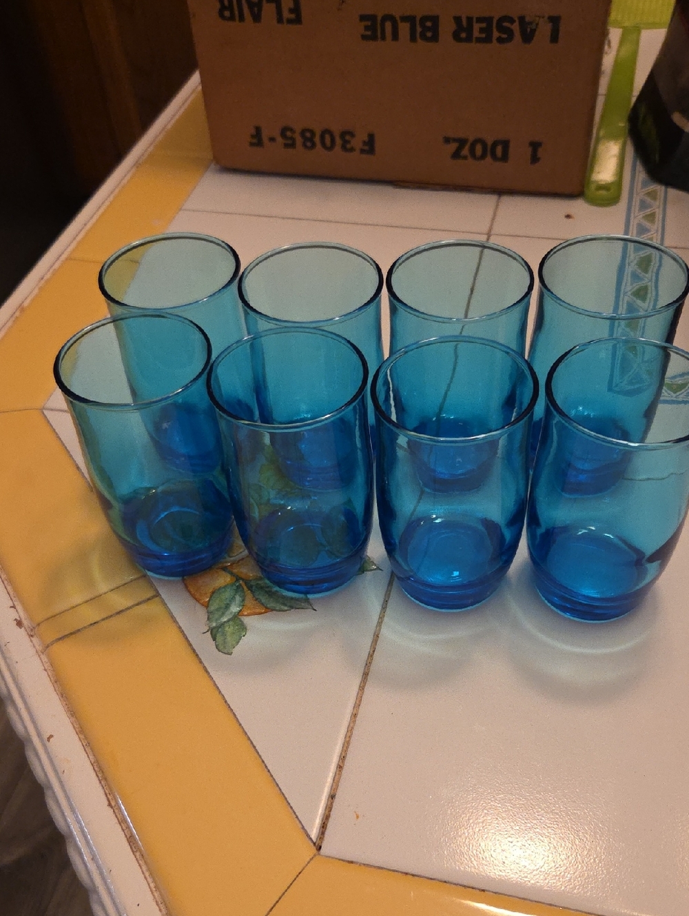 Anchor Hockung Set of 8 Blue Glass Juice Glasses